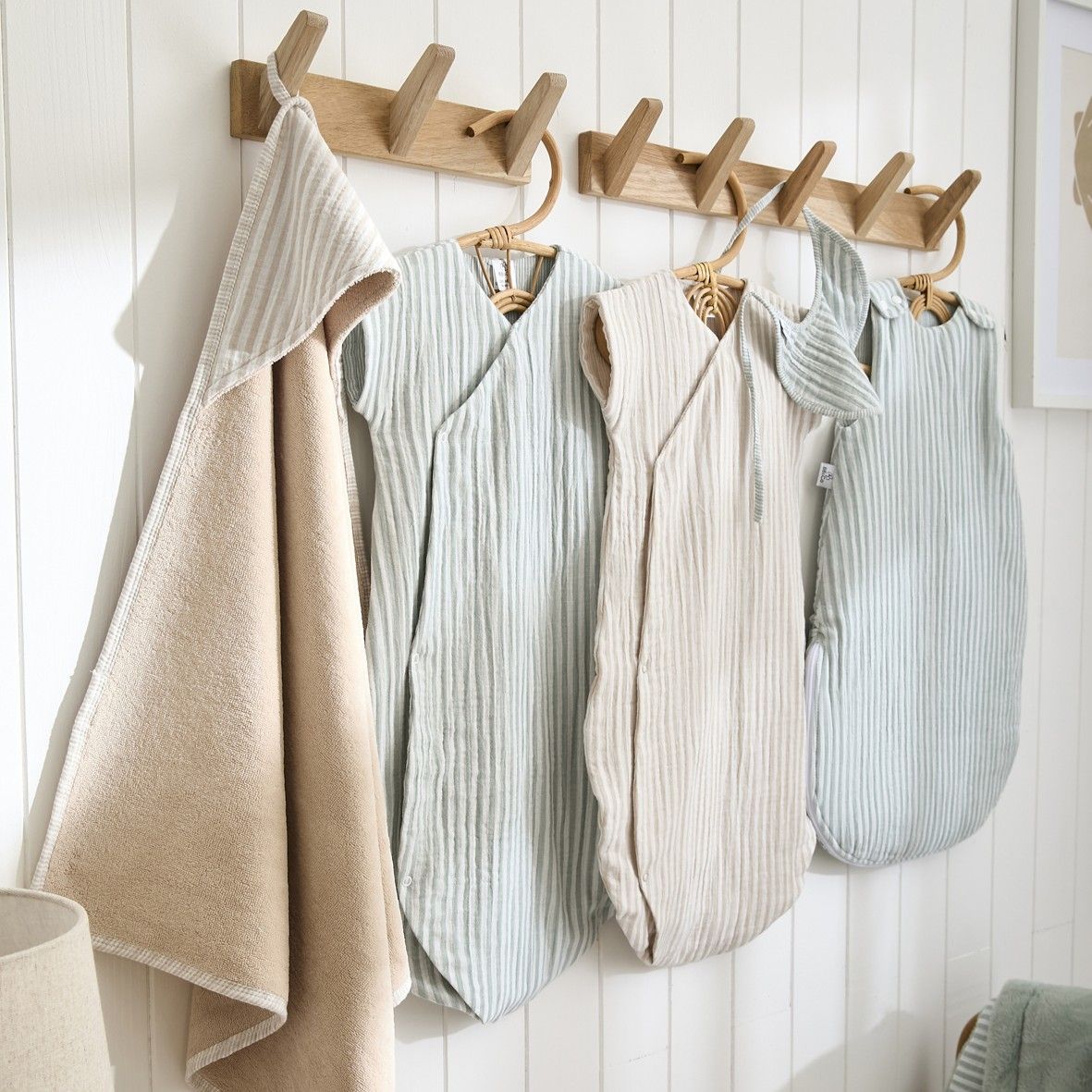 Cape de bain bébé ultra douce BB&CO Soft Stripes beige