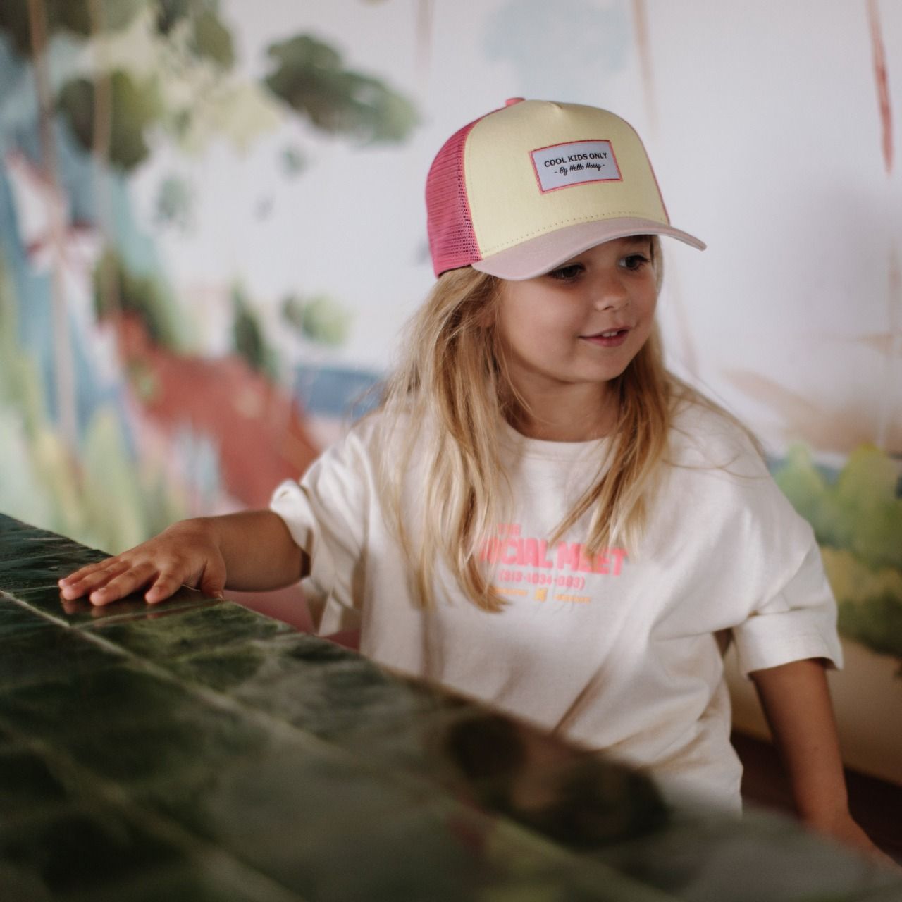 Casquette trucker visière courbée Hello Hossy MiniChupa