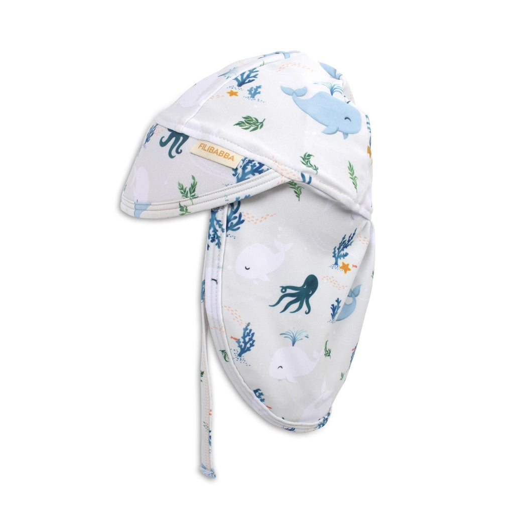 Chapeau anti UV bébé Lykke Filibabba baleines bleues