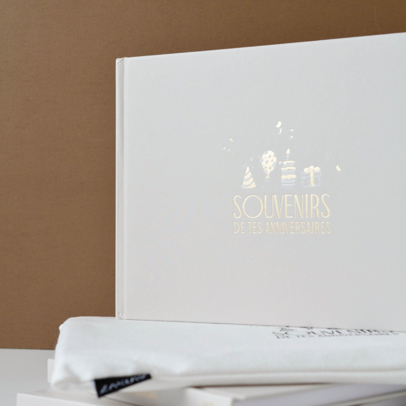 Livre Souvenirs d'anniversaire Zakuw idée cadeau enfant