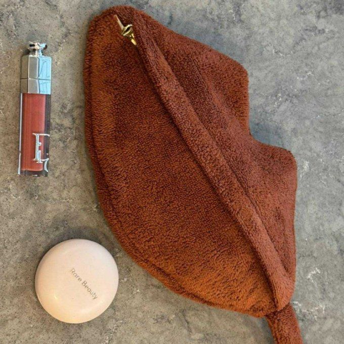 Trousse de toilette en éponge bouche Poule House toffee