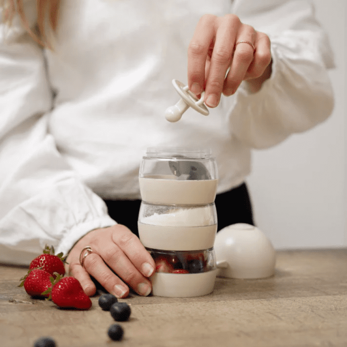 Boîte doseuse de lait en poudre bébé Elhée SoMimi Sand