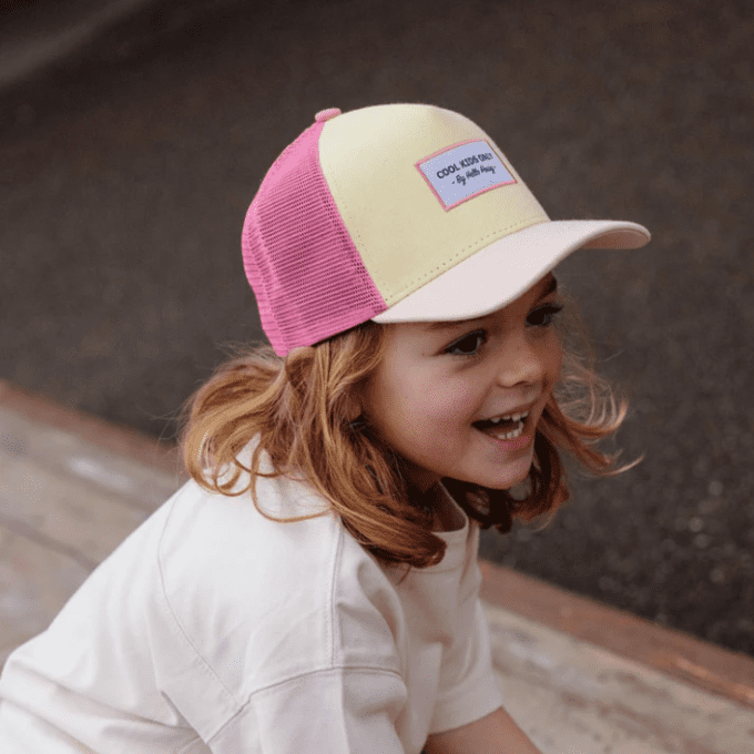 Casquette trucker visière courbée Hello Hossy MiniChupa