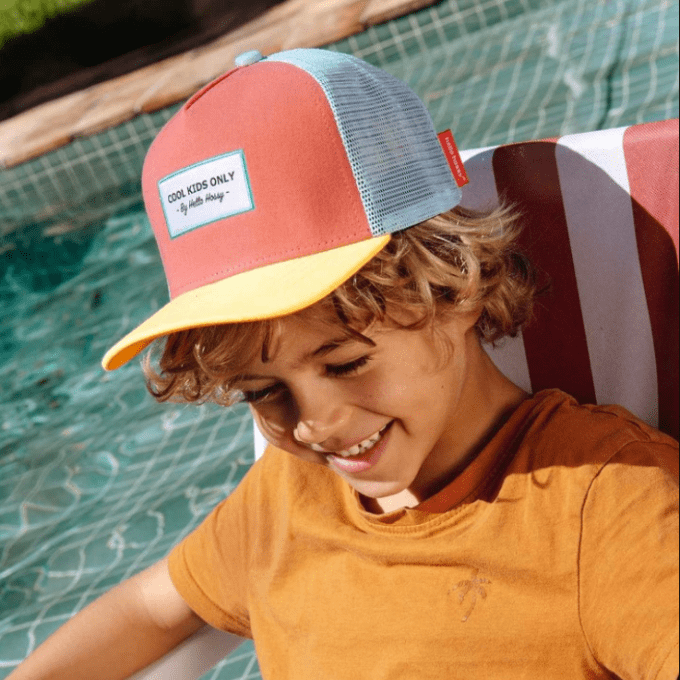 Casquette trucker visière courbée Hello Hossy Mini Neo