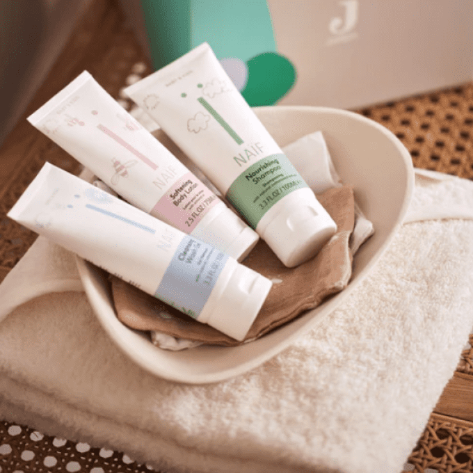 Coffret cadeau bébé soin du bain Naif X Jollein