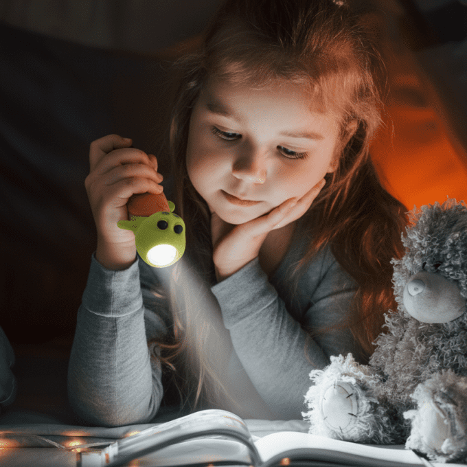 Lampe torche enfant en silicone Little L tortue verte
