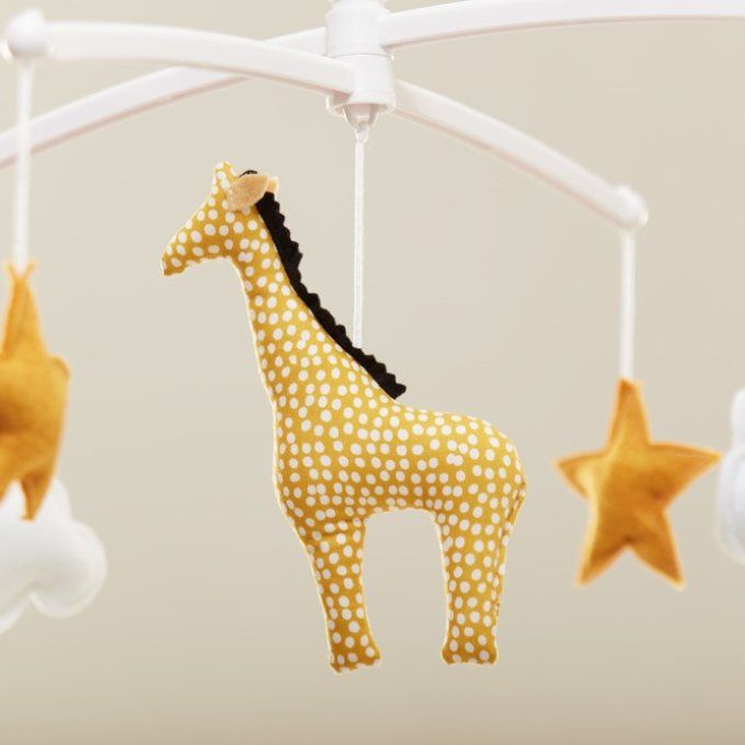 Mobile musical pouce et lina girafe
